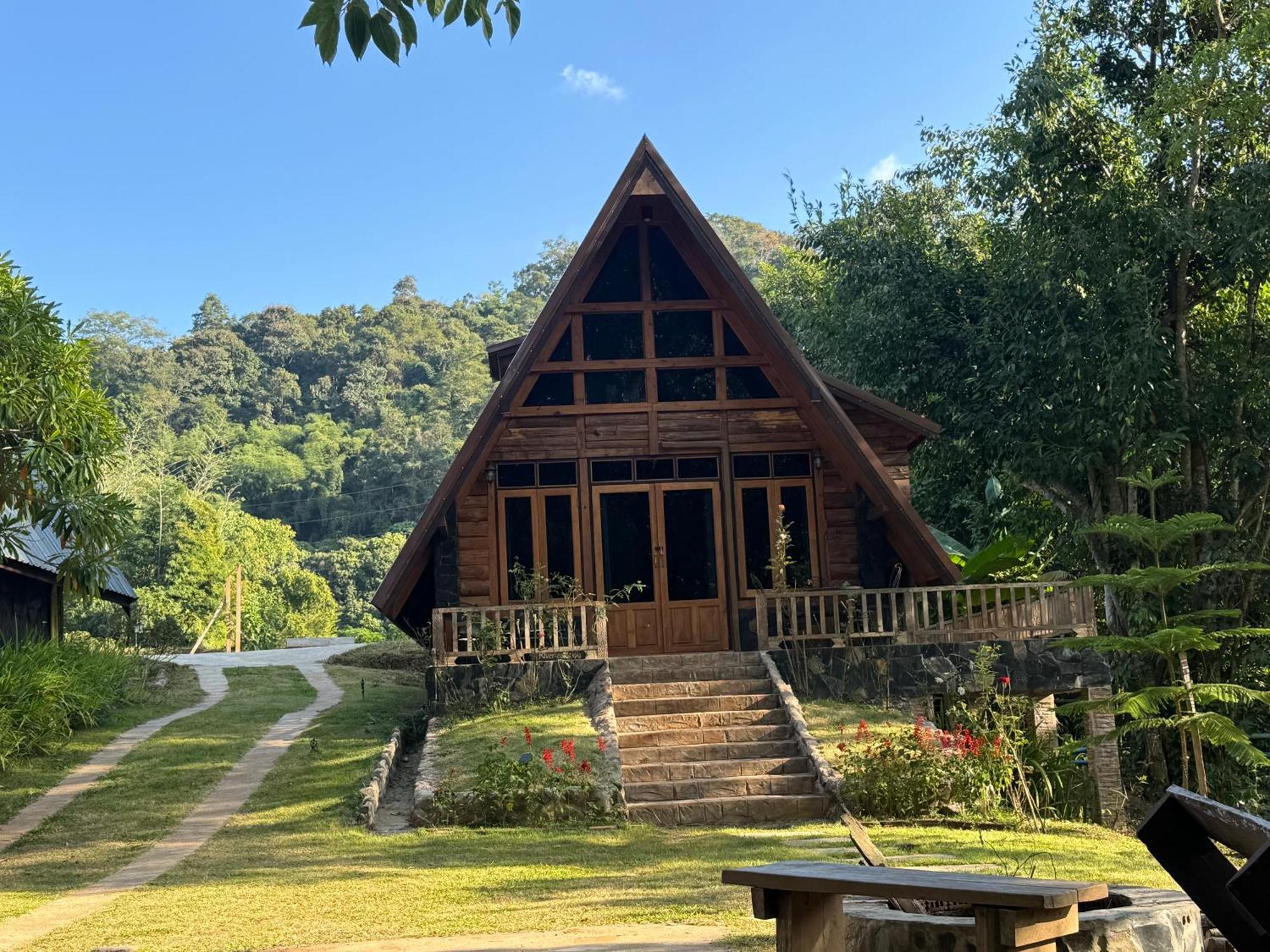 Ban Kaew Mo Ra Glamping & Restaurant Otel Pang Mapha Dış mekan fotoğraf